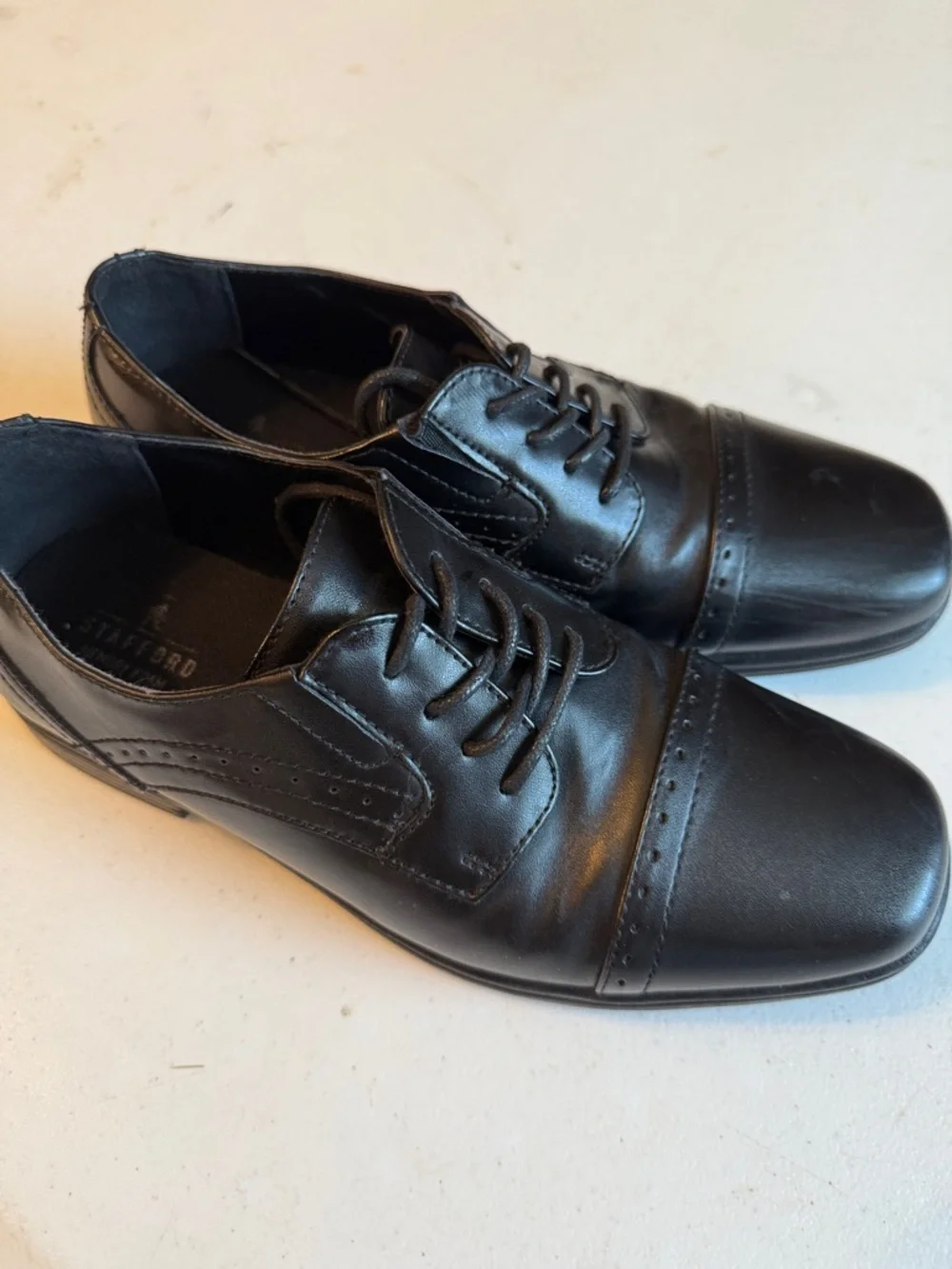 Stafford Black Cap-Toe Derby Lace-Up Shoes